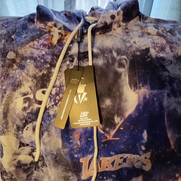 3 New Kobe Bryant Sweatshirts/Hoodies - Picture 4 of 4